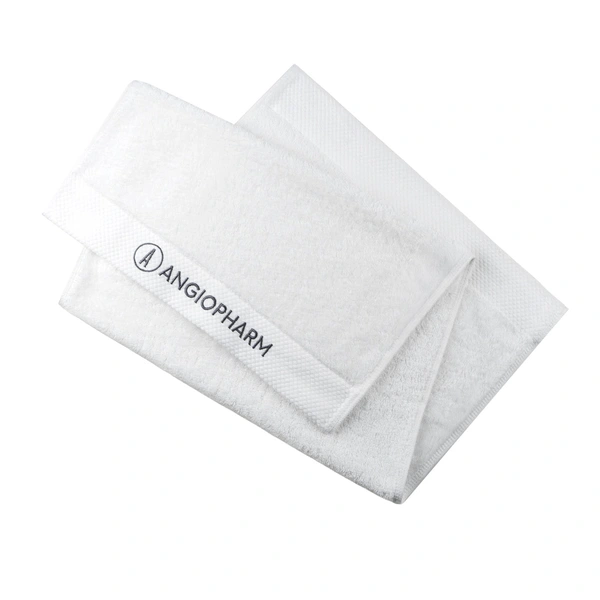 Купить Полотенце брендированное ANGIOPHARM, белое 40*80, пл. 550гр./кв.м. ANGIOPHARM Полотенце брендированное ANGIOPHARM, белое 40*80, пл. 550гр./кв.м.