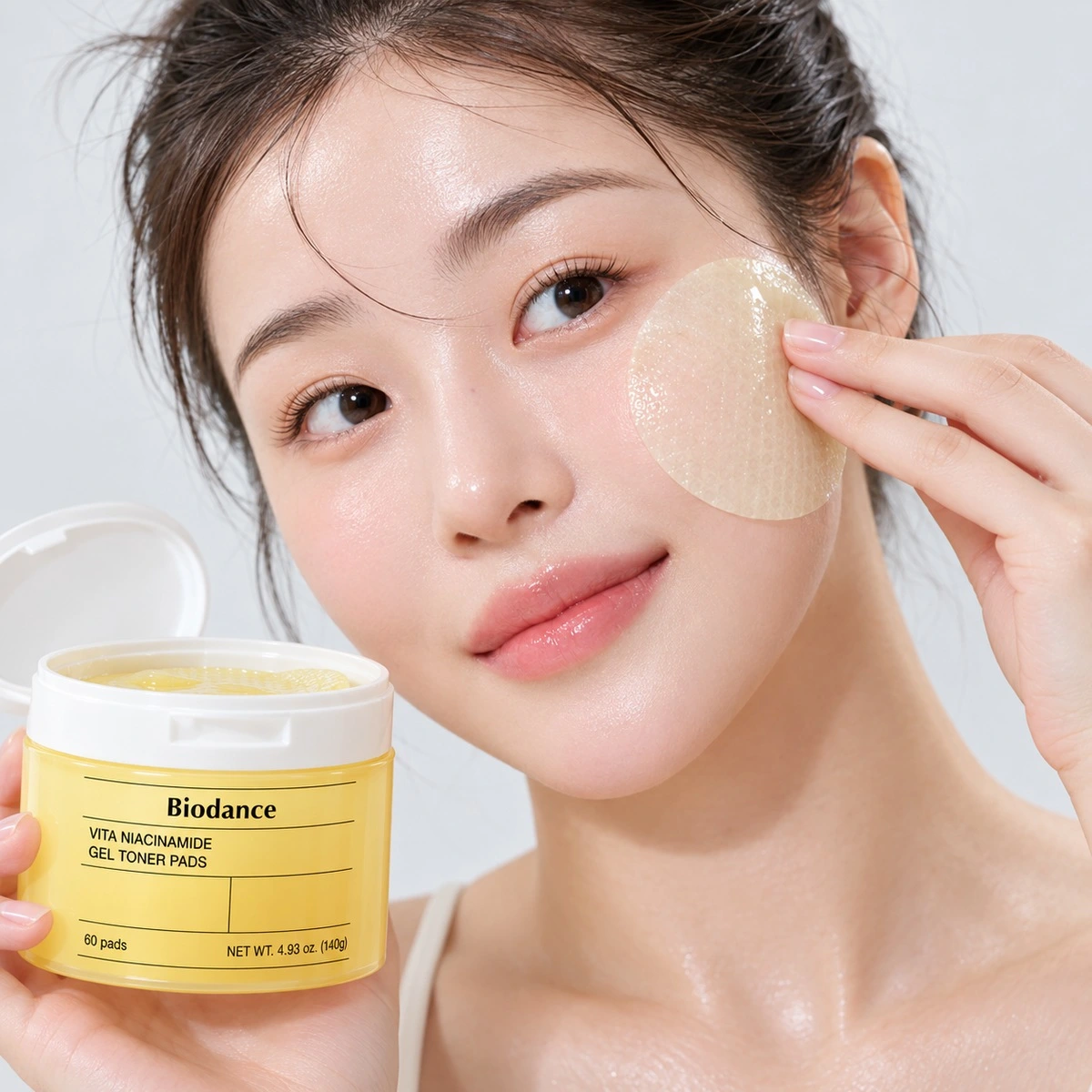 Купить Осветляющие пэды с ниацинамидом для сияния кожи Biodance Vita Niacinamide Gel Toner Pad, 60 пэдов BIODANCE Осветляющие пэды с ниацинамидом для сияния кожи Biodance Vita Niacinamide Gel Toner Pad, 60 пэдов