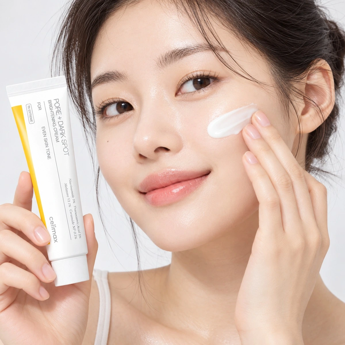 Купить Крем для выравнивания тона и рельефа кожи Celimax Pore+ Dark Spot Brightening Cream, 35 мл CELIMAX Крем для выравнивания тона и рельефа кожи Celimax Pore+ Dark Spot Brightening Cream, 35 мл
