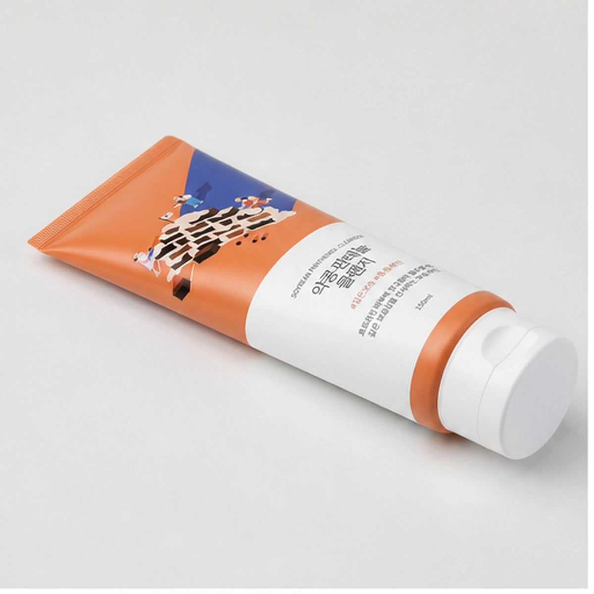 Купить Пенка для умывания с чёрной соей и пантенолом Round Lab Soybean Panthenol Cleanser. 150 мл ROUND LAB Пенка для умывания с чёрной соей и пантенолом Round Lab Soybean Panthenol Cleanser. 150 мл